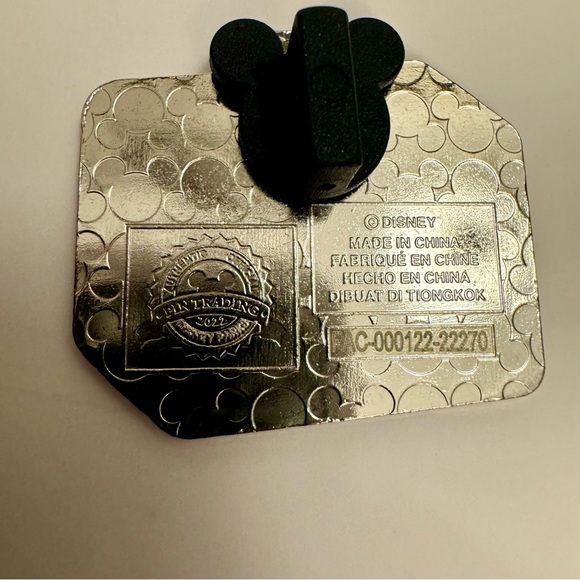 Disney Pin - Peter Pan Lunchbox. 2022 Magical Mystery Pin Series 20. - Picture 6 of 7